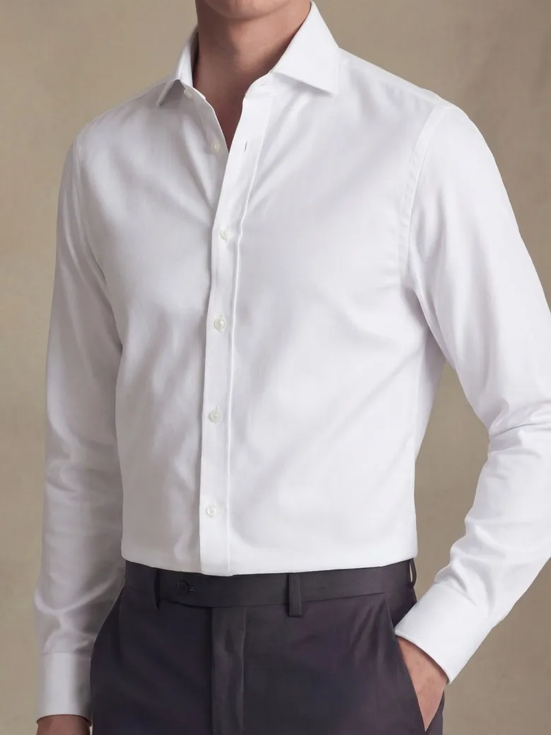 Camicia bianca in popeline facile da stirare