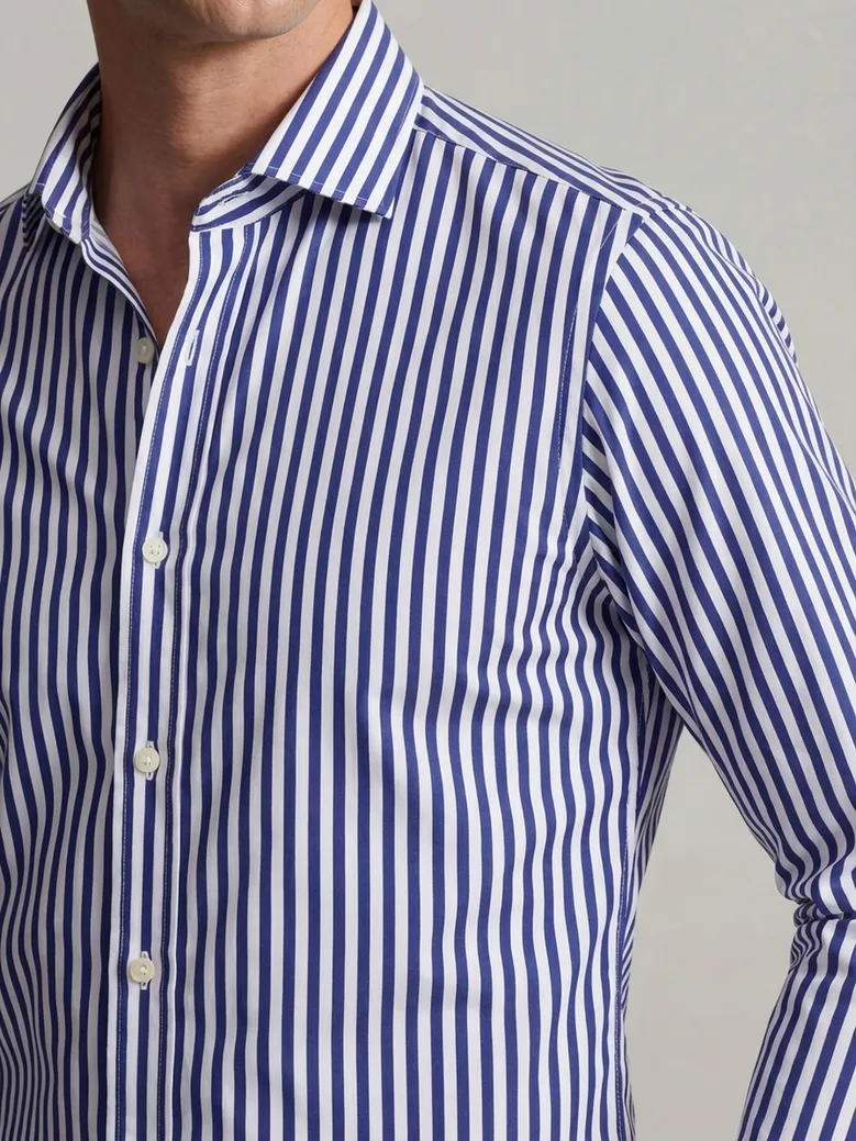 Camicia bianca in popeline facile da stirare