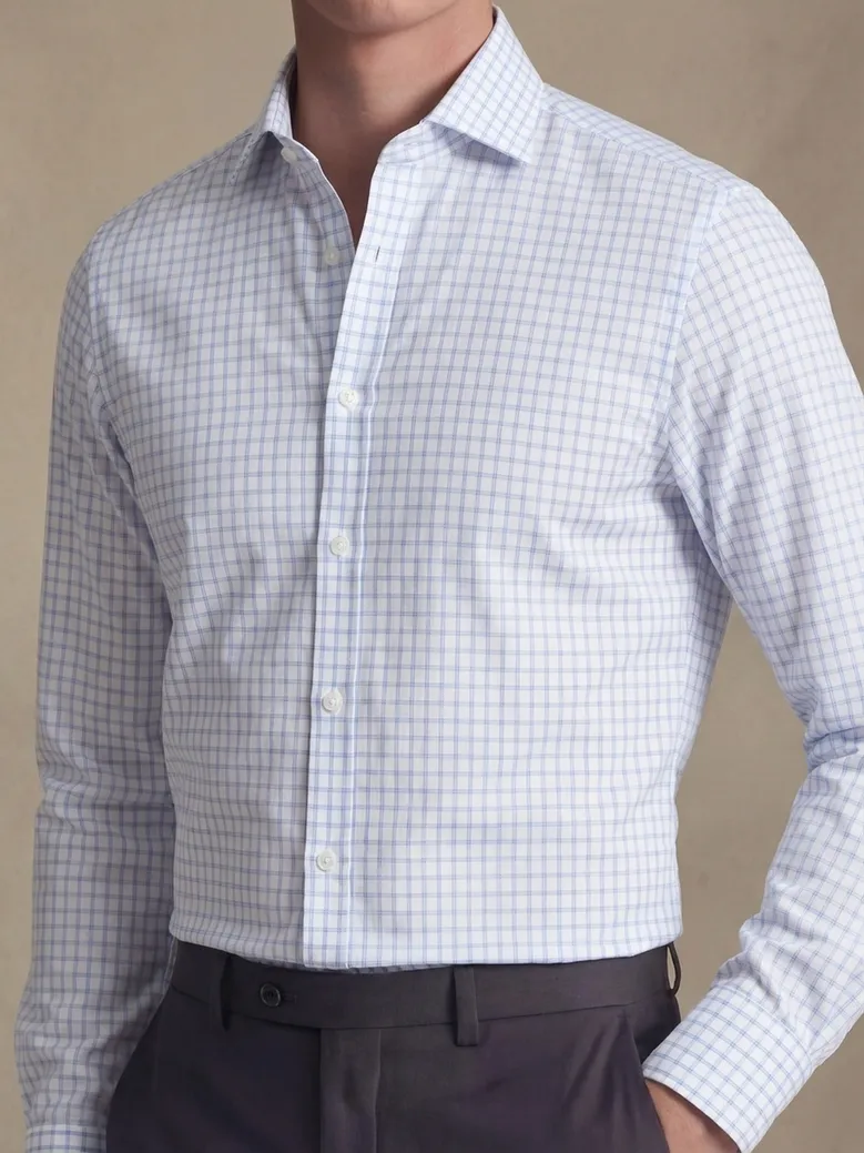 Camicia bianca in popeline facile da stirare