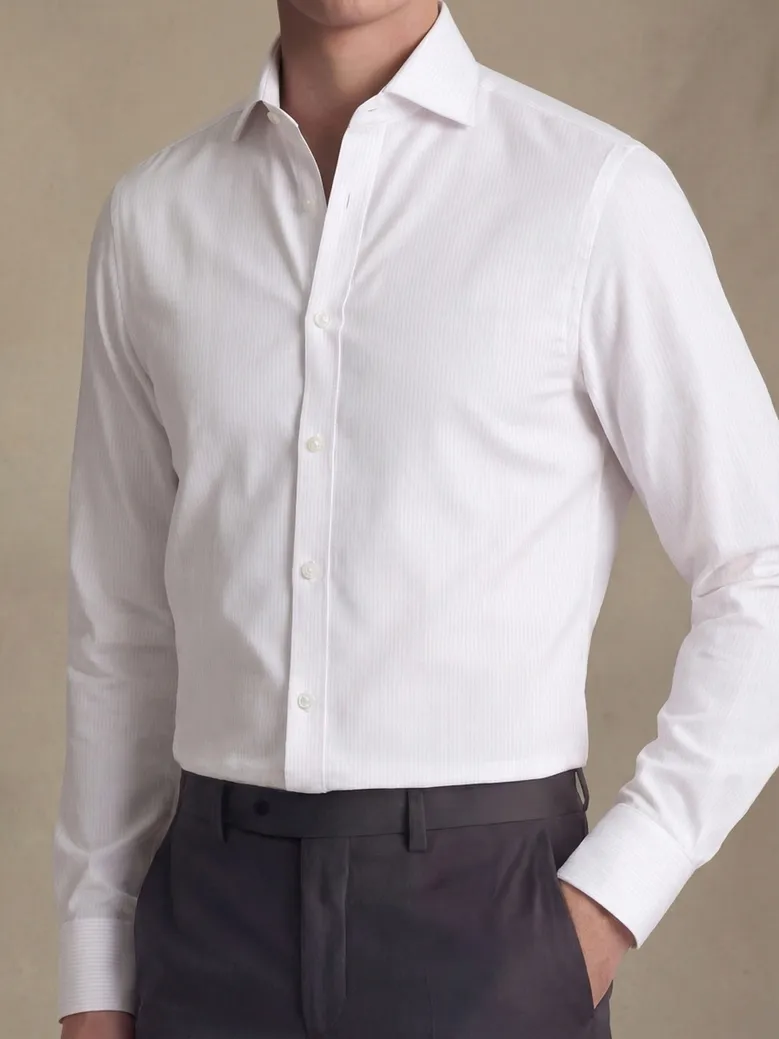 Camicia bianca in popeline facile da stirare