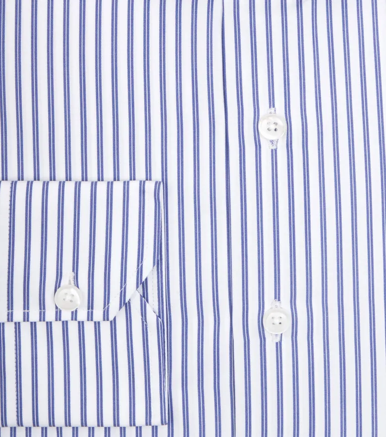 Camicia bianca in popeline facile da stirare