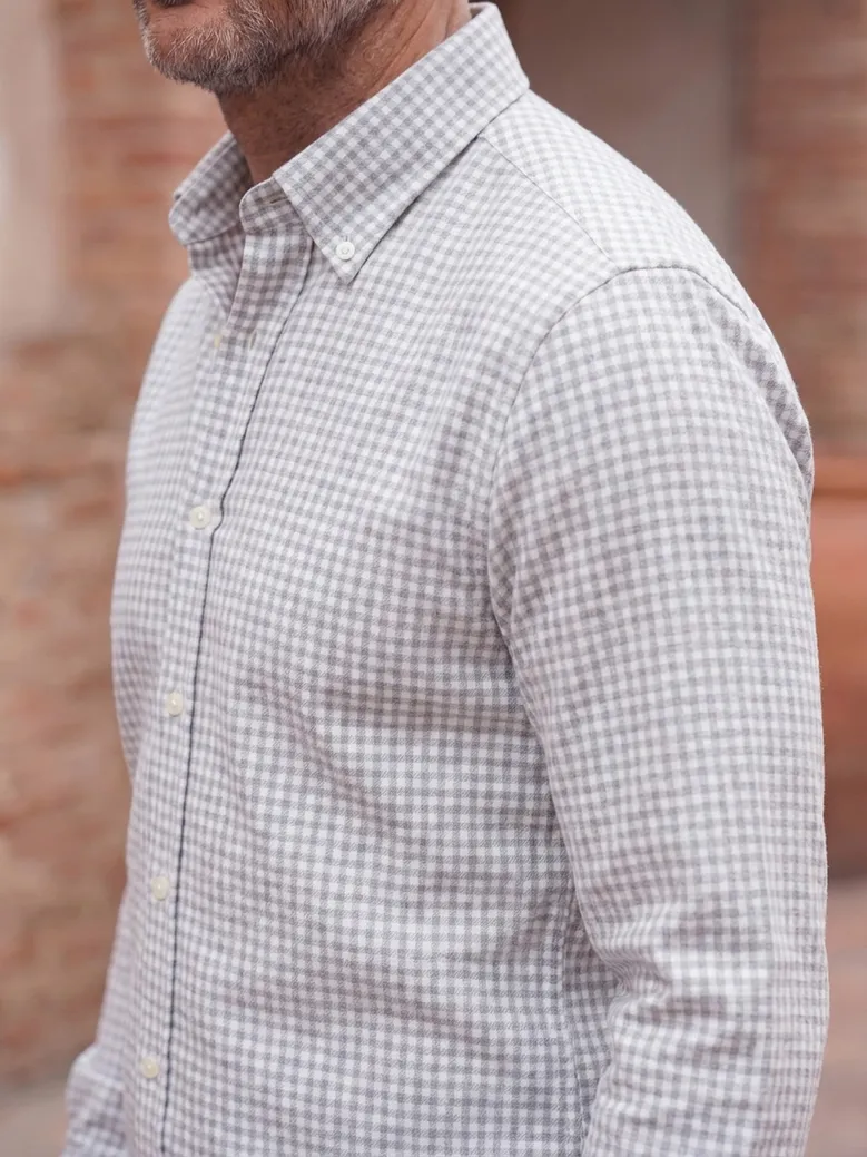 Camicia bianca in popeline facile da stirare