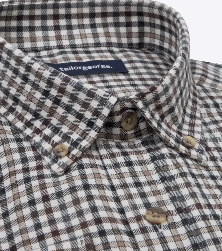 Camicia bianca in popeline facile da stirare