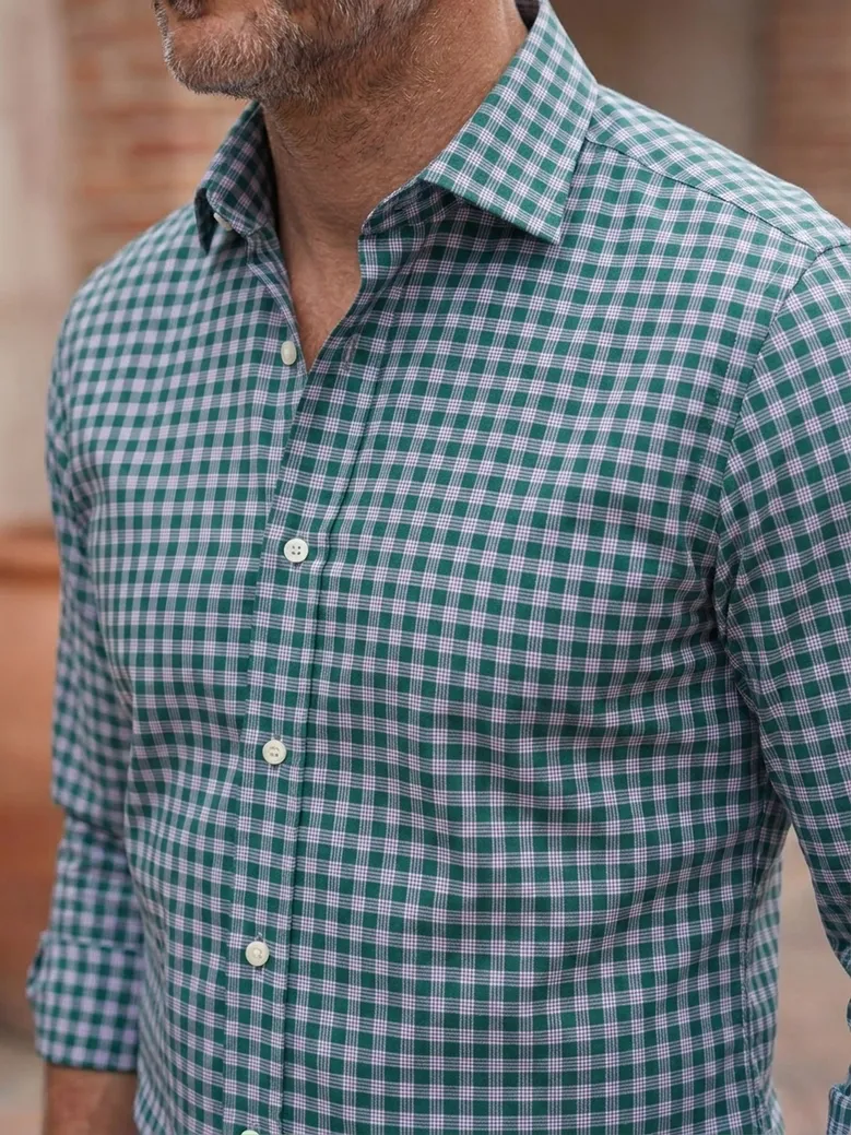 Camicia bianca in popeline facile da stirare
