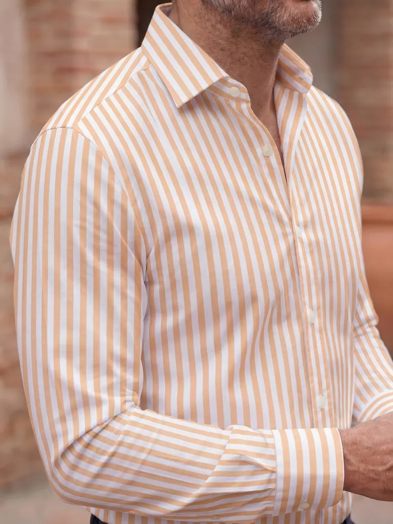 Camicia bianca in popeline facile da stirare