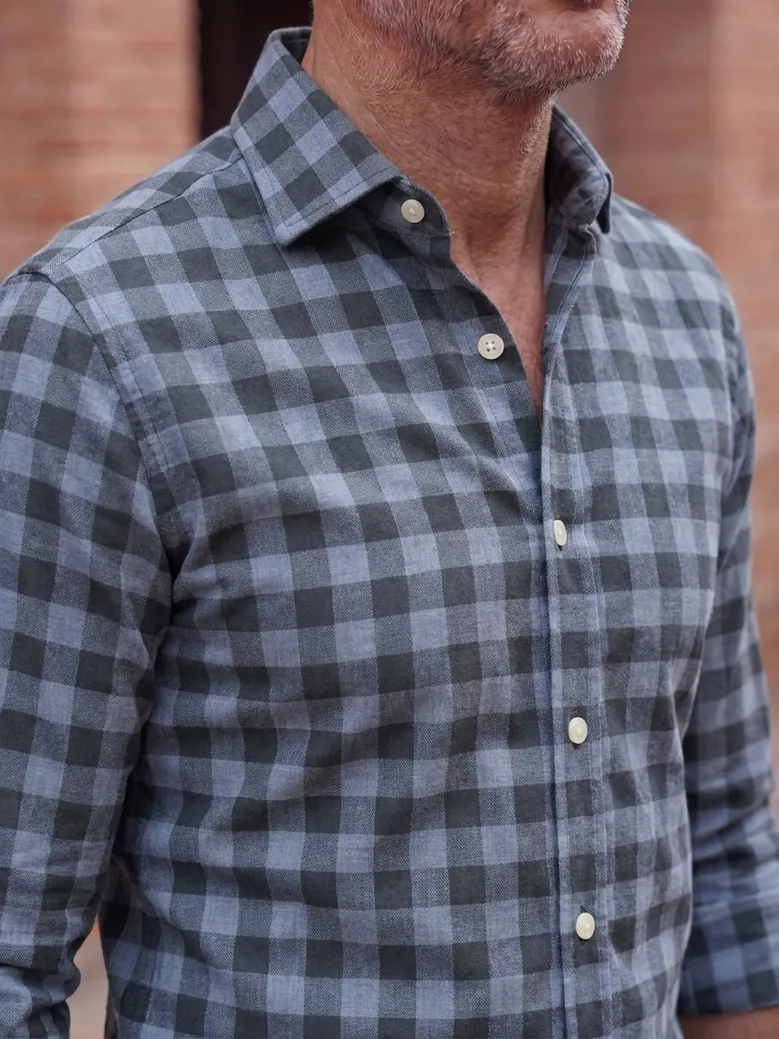 Camicia bianca in popeline facile da stirare